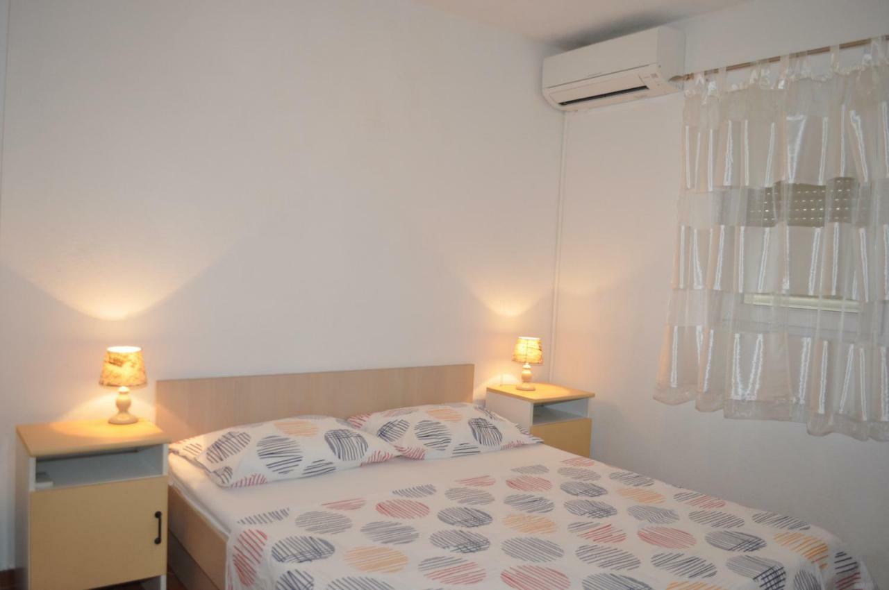 Apartment Ljubica Ljuban Makarska Exterior photo
